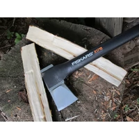 Fiskars X17 M Hasítófejsze (122463)