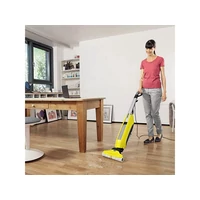 Karcher FC 5 Padlótisztító 2-az 1-ben (1.055-400.0)